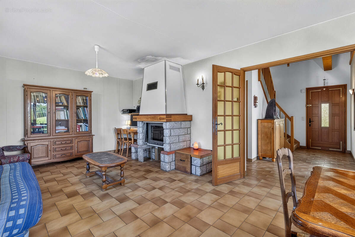 Maison à GROISY