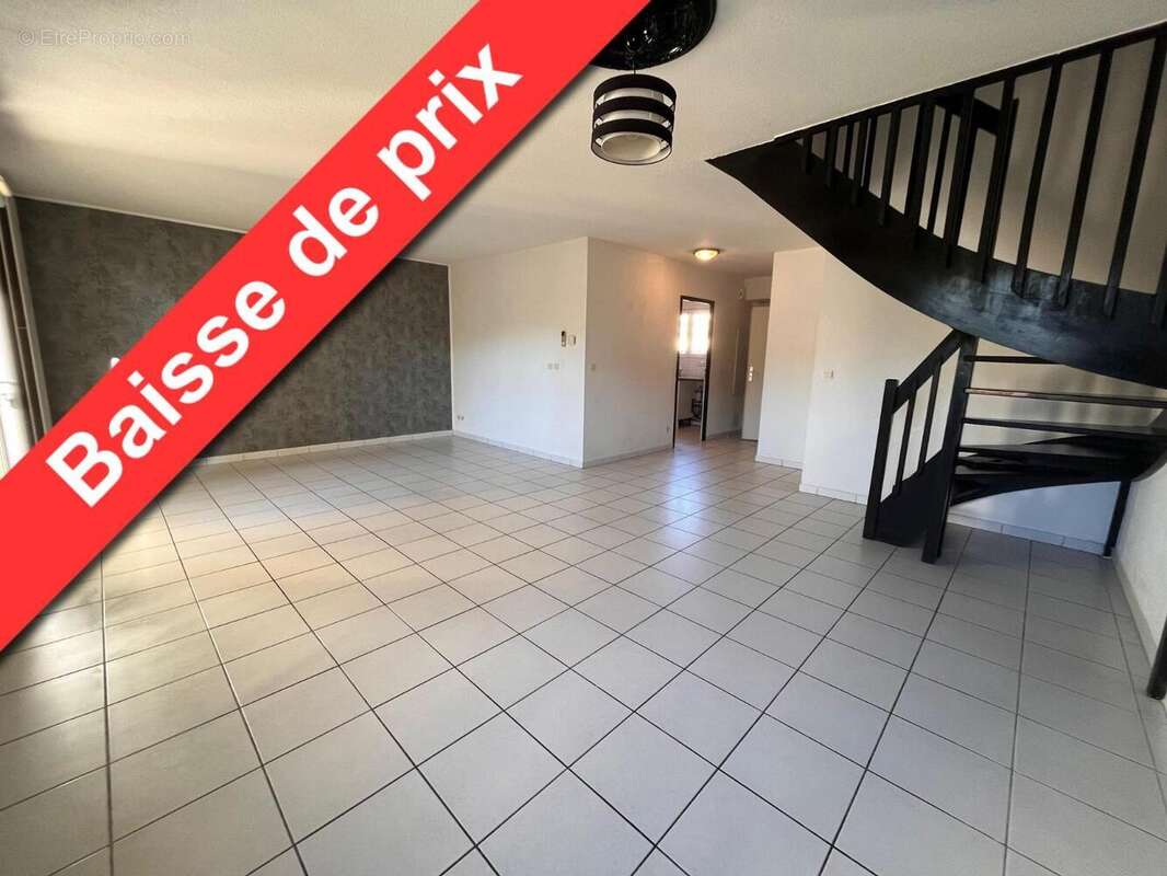   - Maison à TOULOUGES