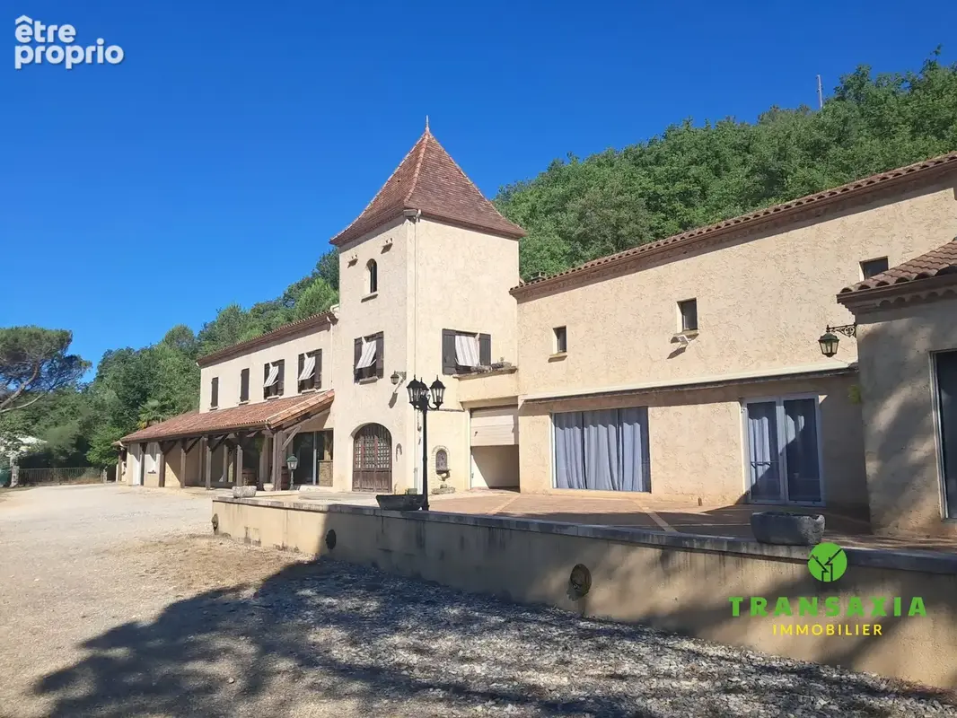 Maison 200 m² à Blanquefort-Sur-Briolance  - photo 4