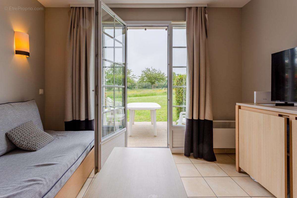 Maison à PORT-EN-BESSIN-HUPPAIN