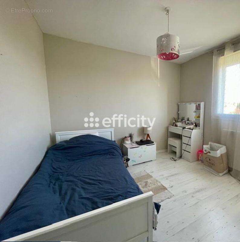 Maison à SAINT-MAURICE-L'EXIL