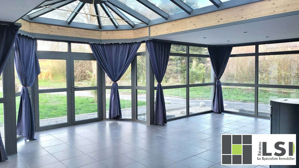 Maison à HON-HERGIES