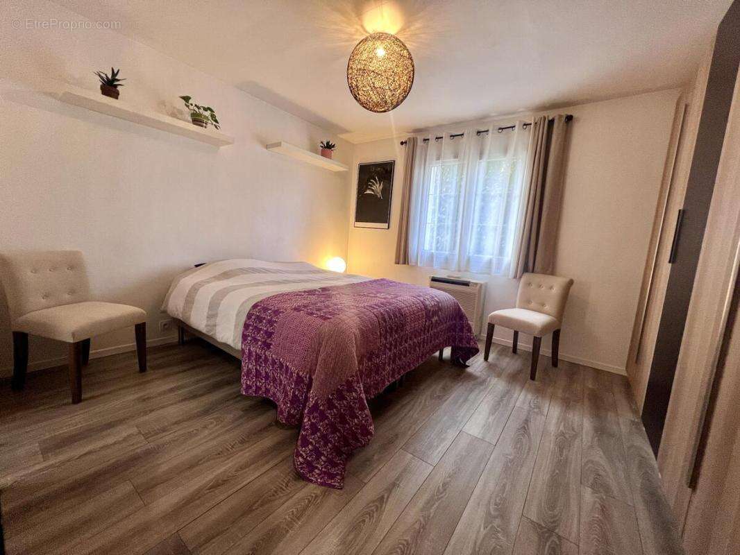 Maison à LA CHAPELLE-SAINT-MESMIN