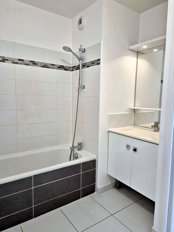 Appartement à ELANCOURT