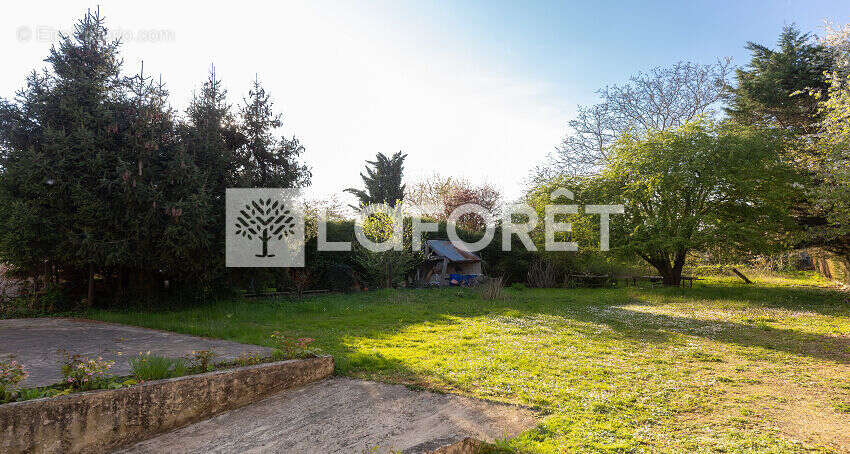 Maison à LA QUEUE-EN-BRIE