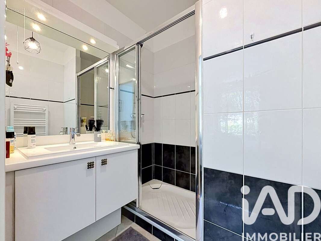 Appartement 92 m² à Beaumont  - photo 9