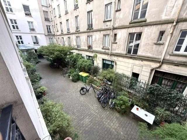 Appartement à PARIS-18E