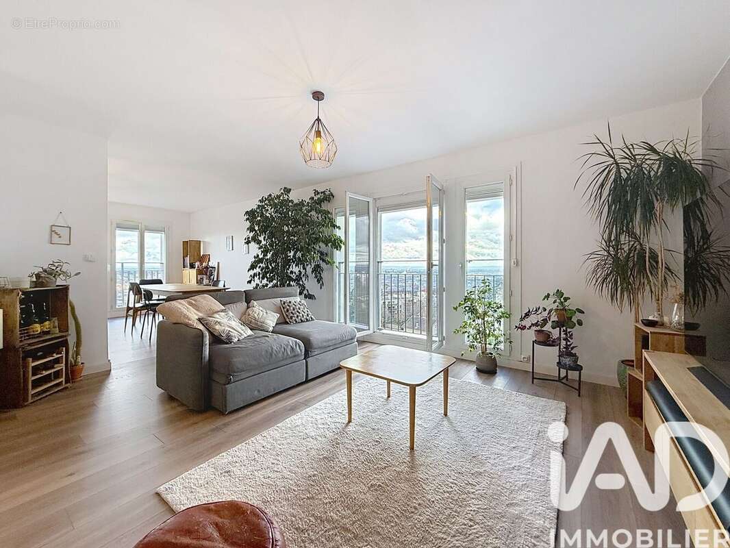 Photo 2 - Appartement à LYON-5E