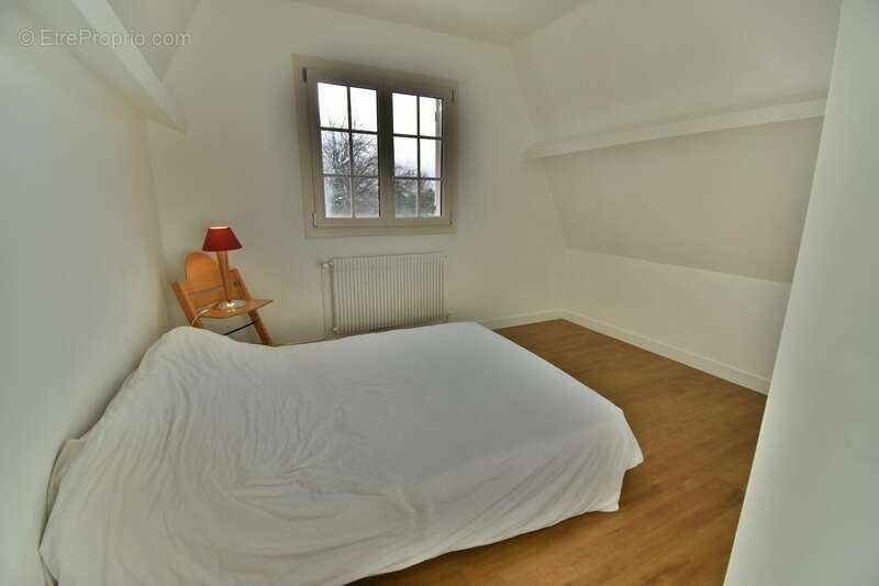 Maison à SAINT-PREST