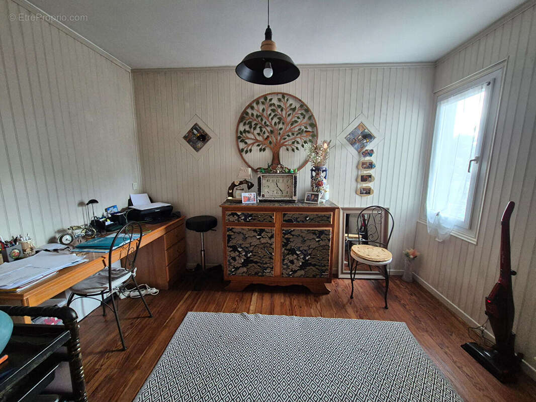 Maison à VILLENEUVE-DE-MARSAN