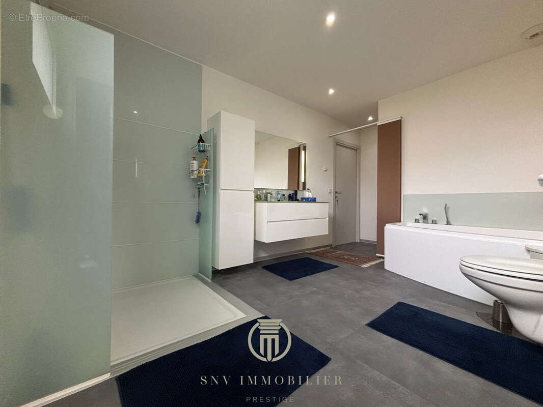 Maison à PARAY-LE-MONIAL