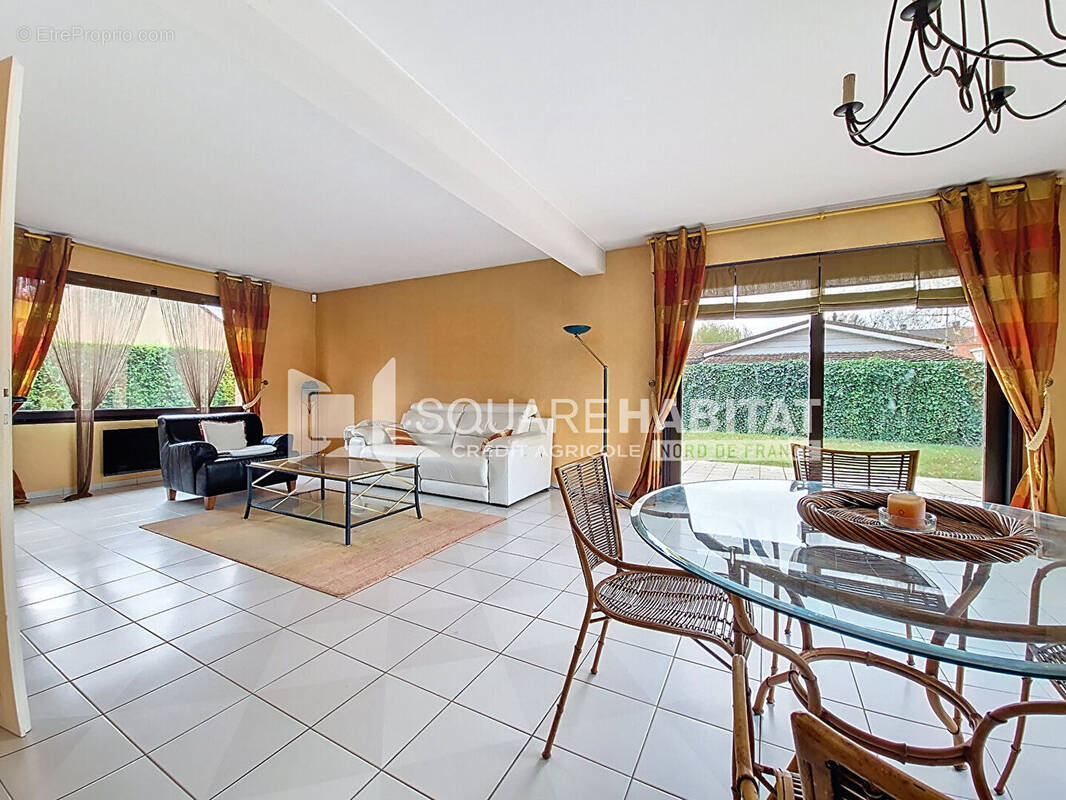 Maison à LYS-LEZ-LANNOY