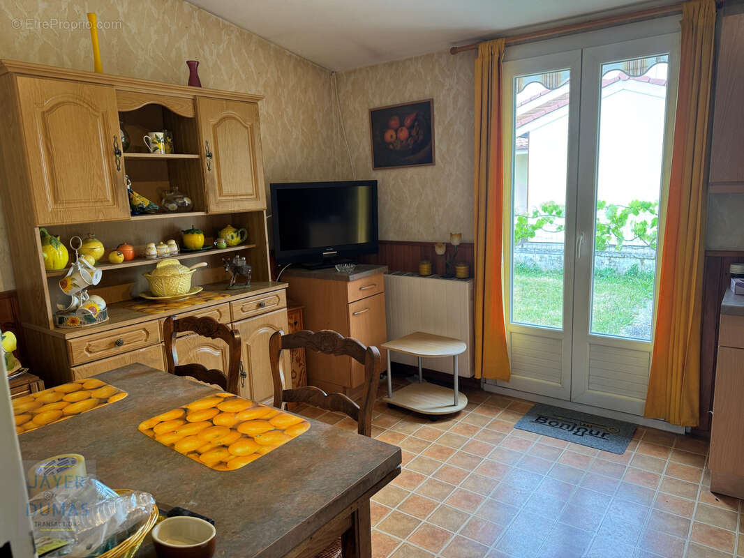 Exclusivite - saint remy - quartier calme - maison de plain-pied - 3 chambres - photo 4