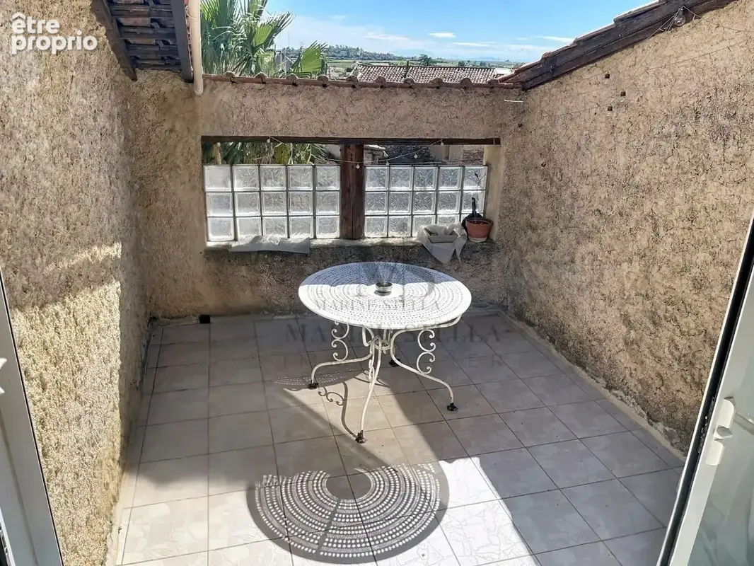 Maison de ville avec studio locatif - centre-ville de maureilhan - photo 19