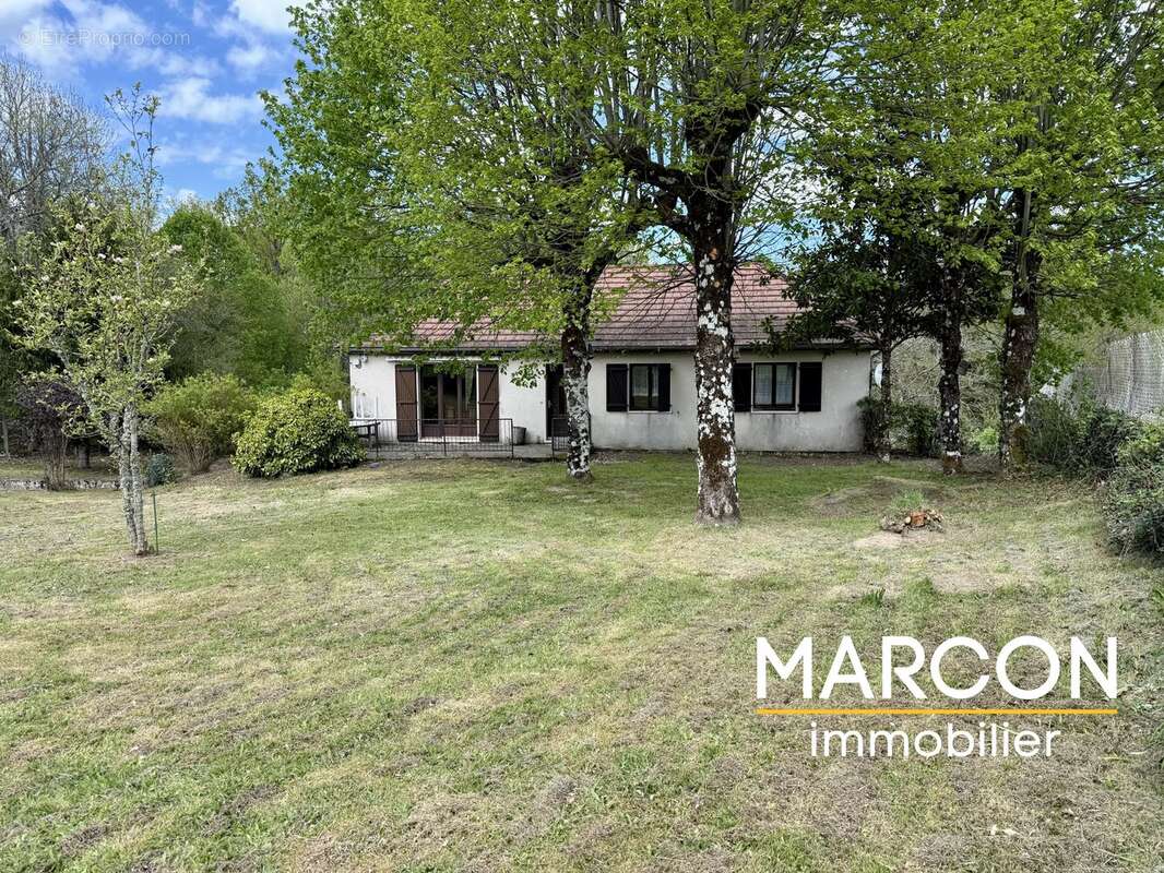 Maison à SAINTE-FEYRE