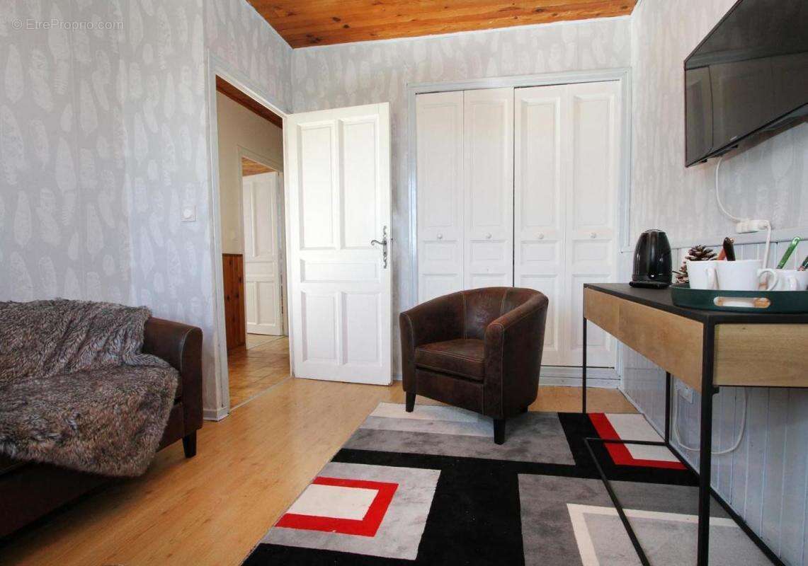 Maison à HAUTERIVES