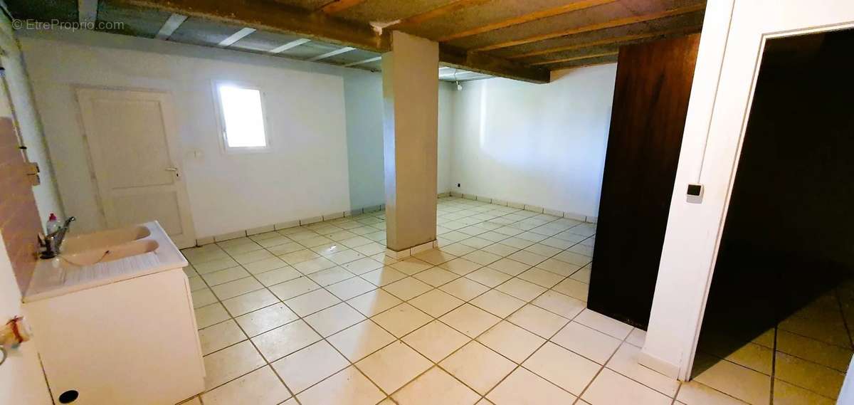 Maison à LACHASSAGNE