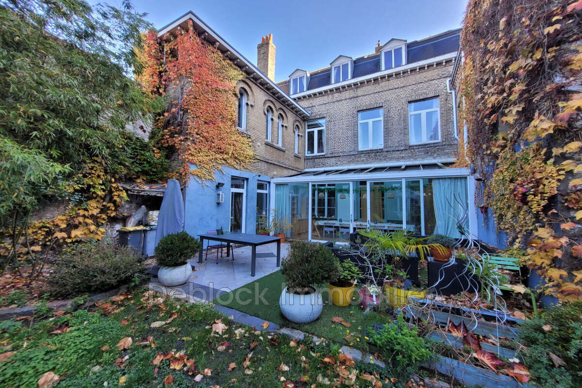 Maison à BERGUES