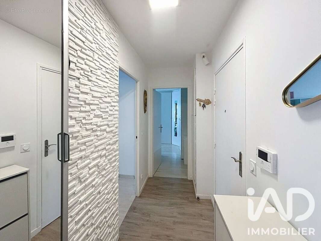 Appartement 69 m² à Mantes-La-Ville  - photo 9