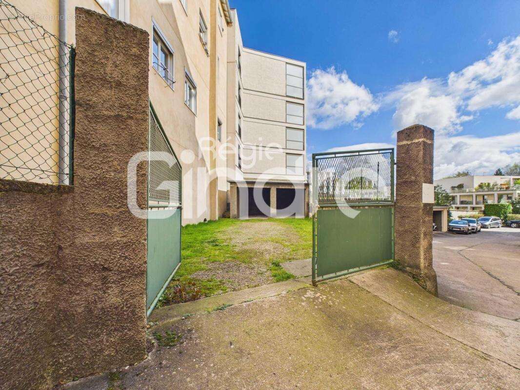 Appartement à CALUIRE-ET-CUIRE