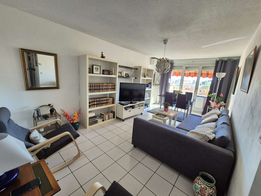 Appartement à HYERES