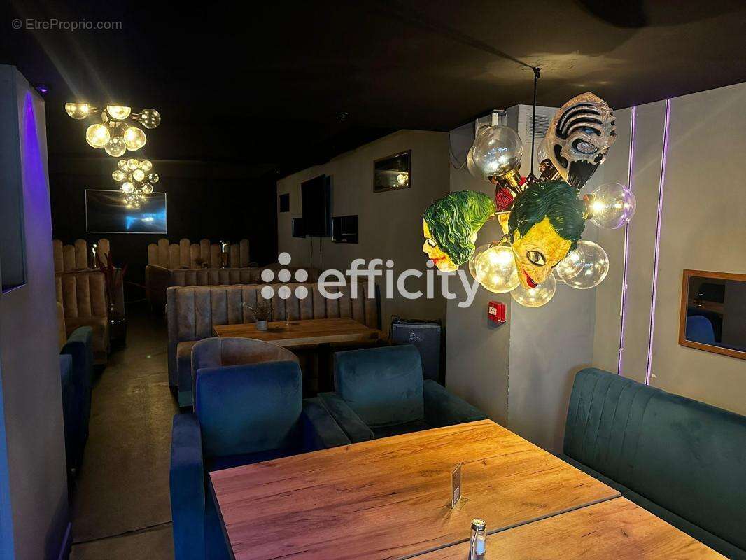 Commerce à LUZARCHES