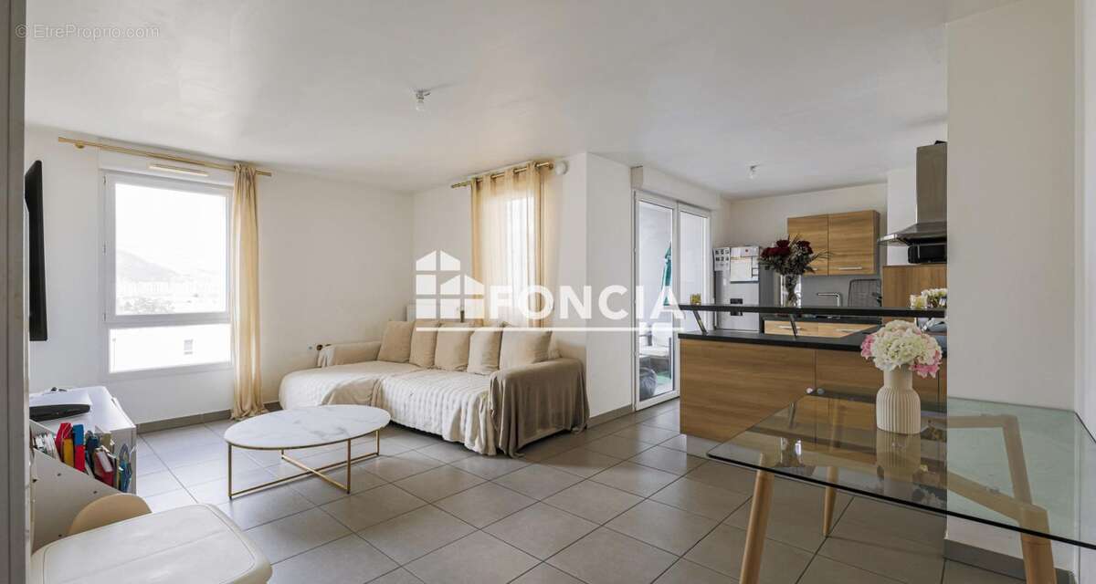Appartement à ECHIROLLES