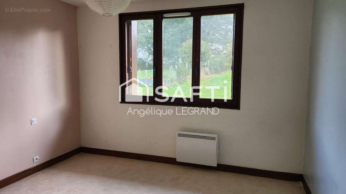 Photo 4 - Maison à ECLANS-NENON