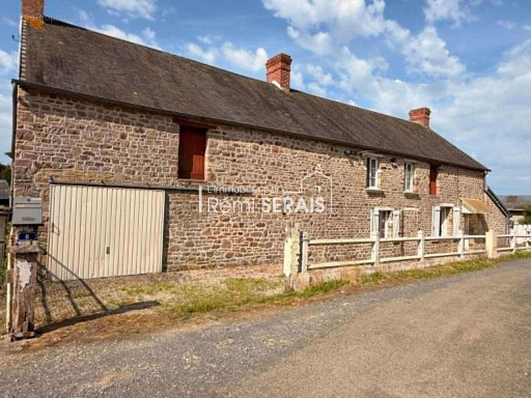 Maison à LE BENY-BOCAGE