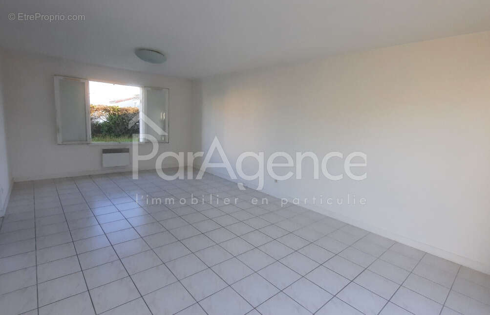 Maison à VAUX-SUR-MER