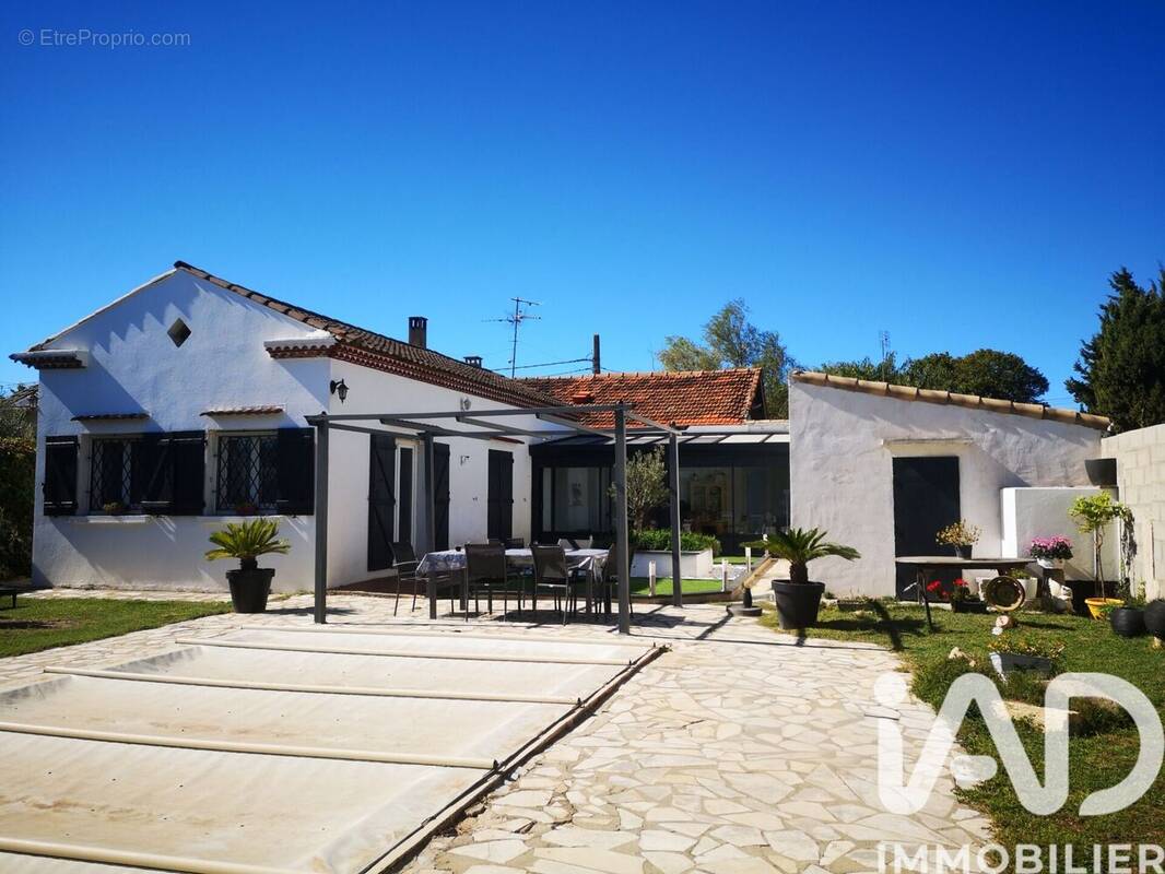 Photo 1 - Maison à NIMES