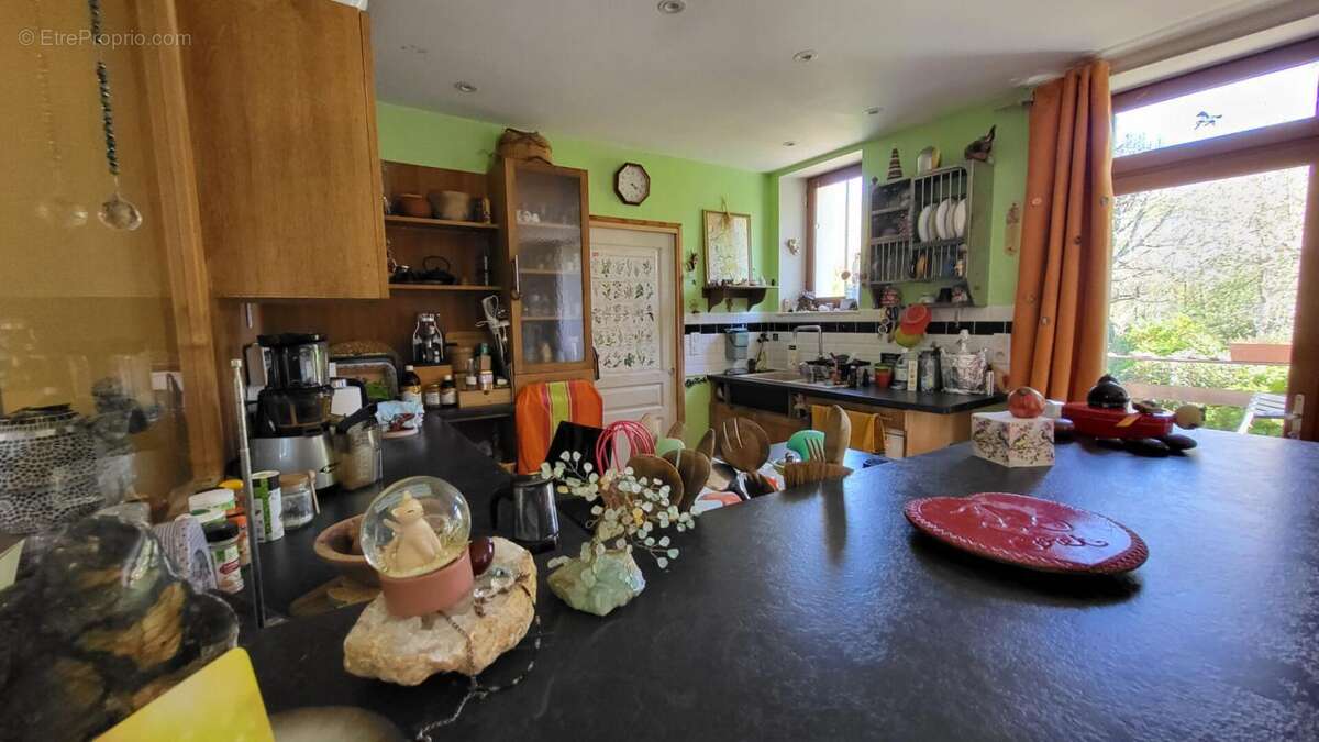 Maison à RAZAC-SUR-L'ISLE