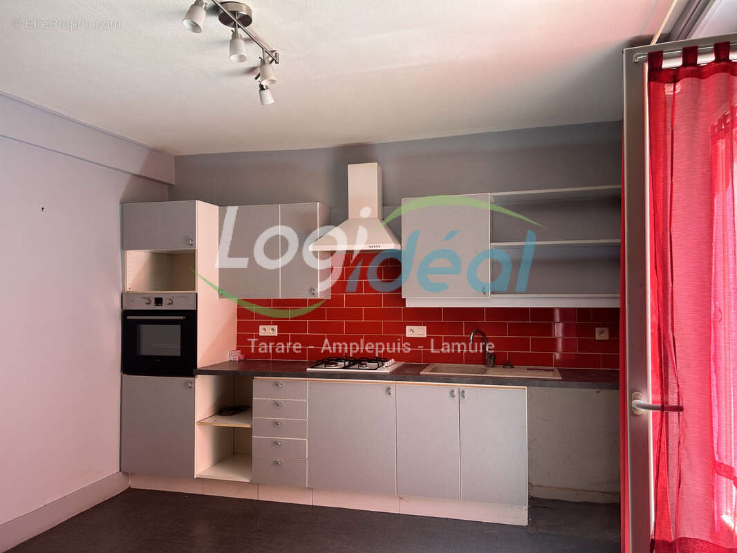 Maison à AMPLEPUIS