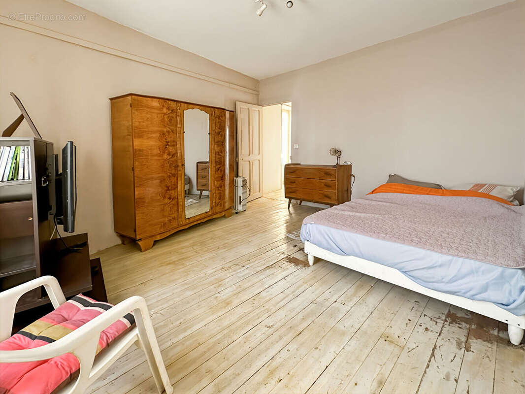 Maison à CHATEAURENARD