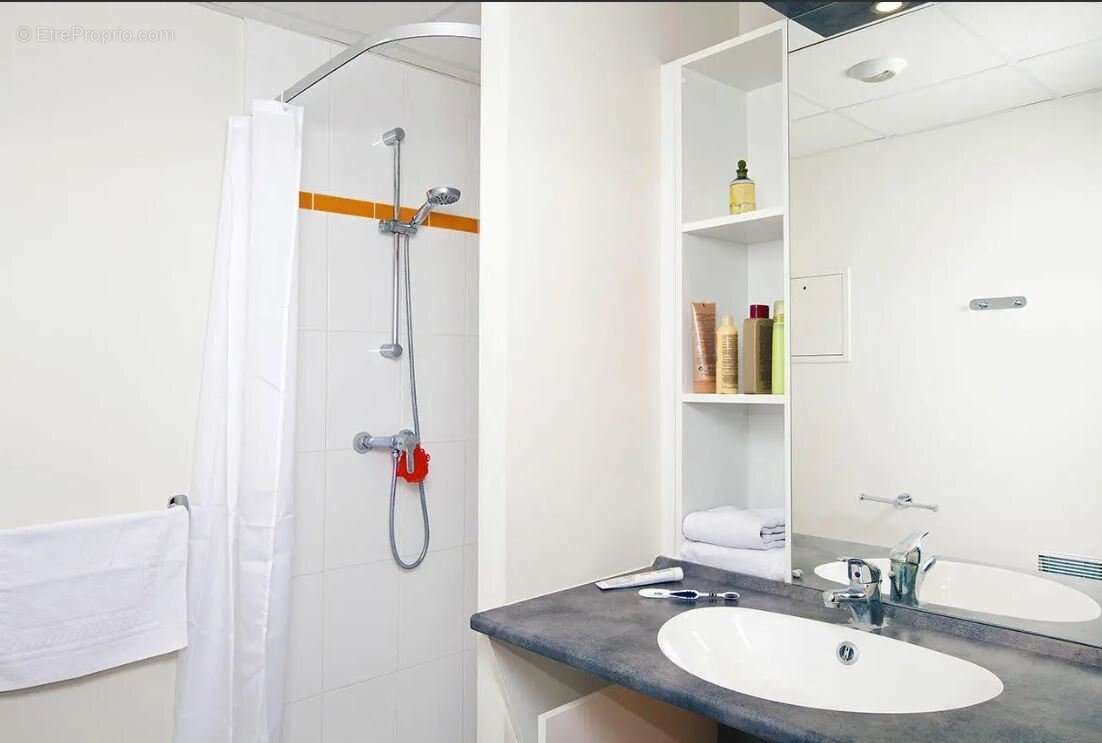 INVESTISSEMENT LOCATIF  Reims  Résidence Étudiante Les Estudines Drouet d'Erlon  4,56 % de rentabilité - photo 5