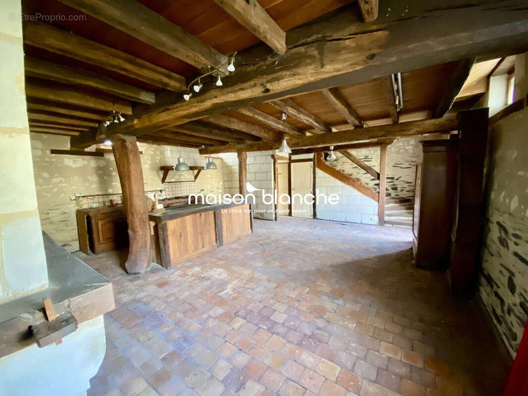 Maison à MAZE