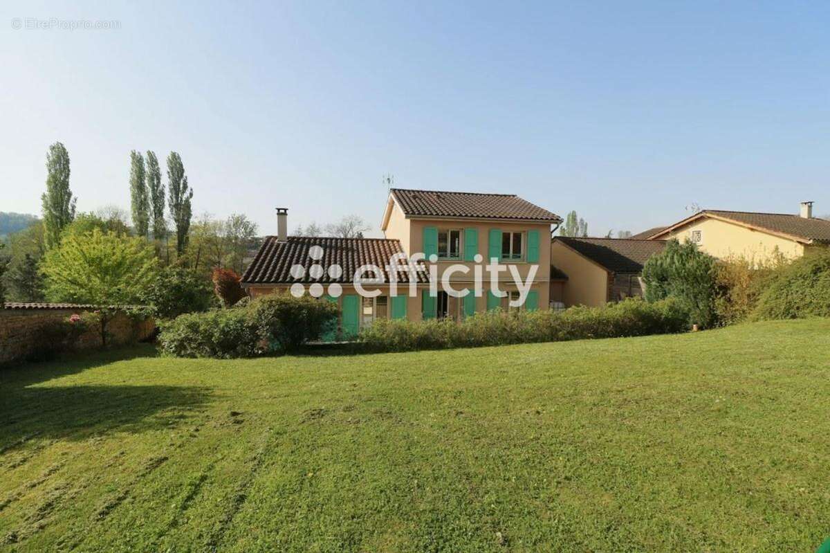 Maison 146 m² à Villefranche-Sur-Saone  - photo 5
