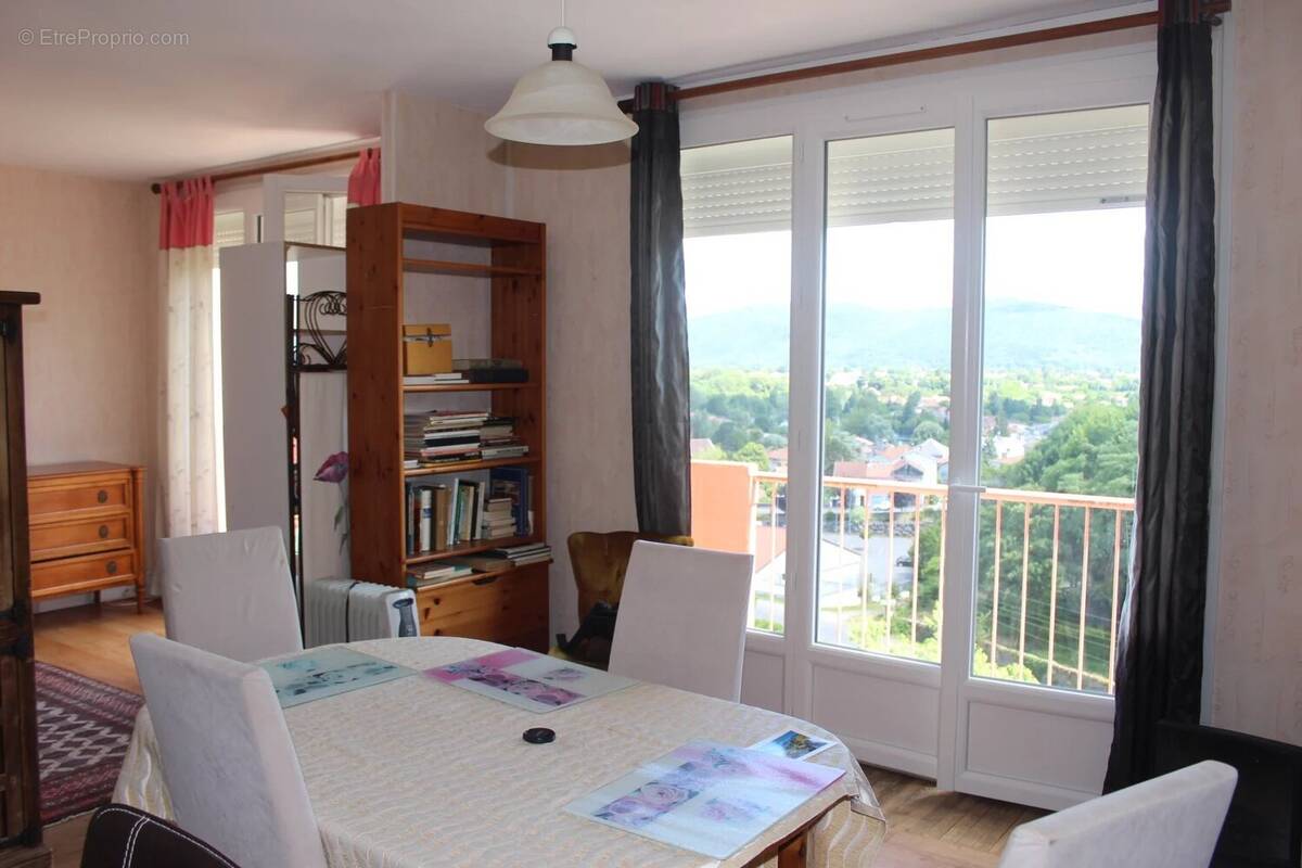 Appartement à MONTREJEAU
