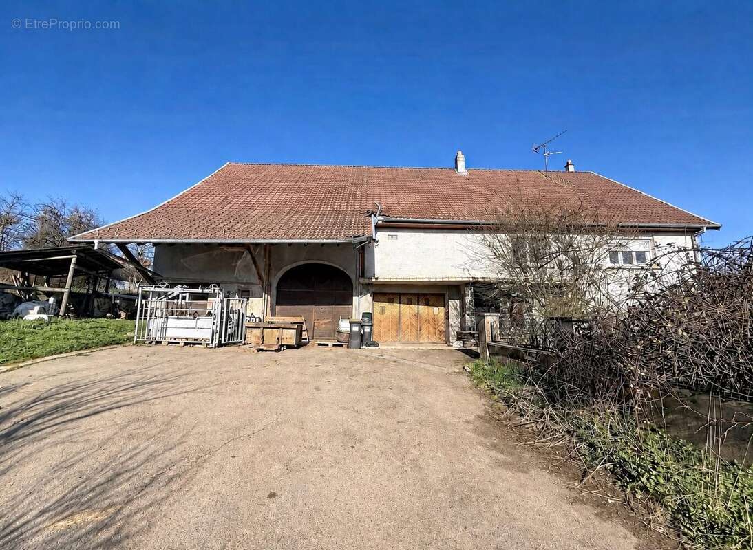 Maison à CHALONVILLARS