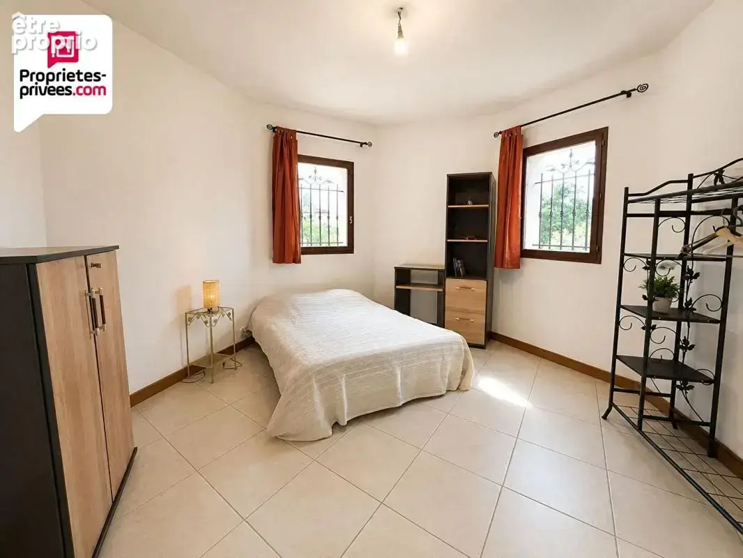 PROPRIETE  9 pièces 249 m2 avec Annexes, Piscine et terrain paysager de 4000 m2 - photo 12