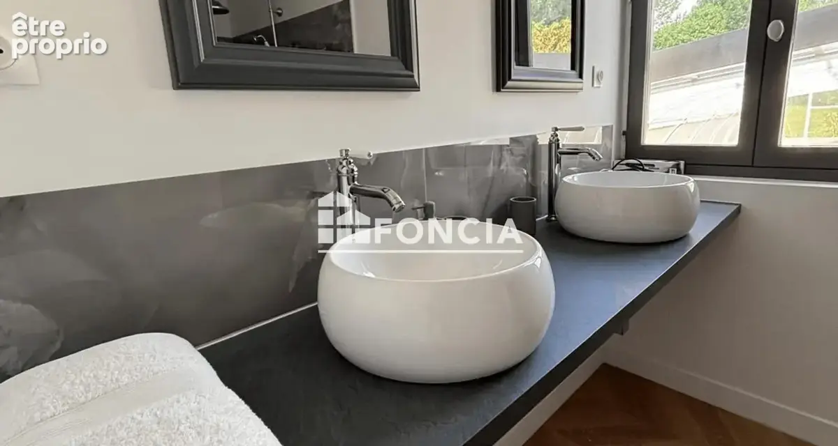 Ensemble immobilier de caractère – Gîtes haut de gamme – Activité clé en main - photo 14