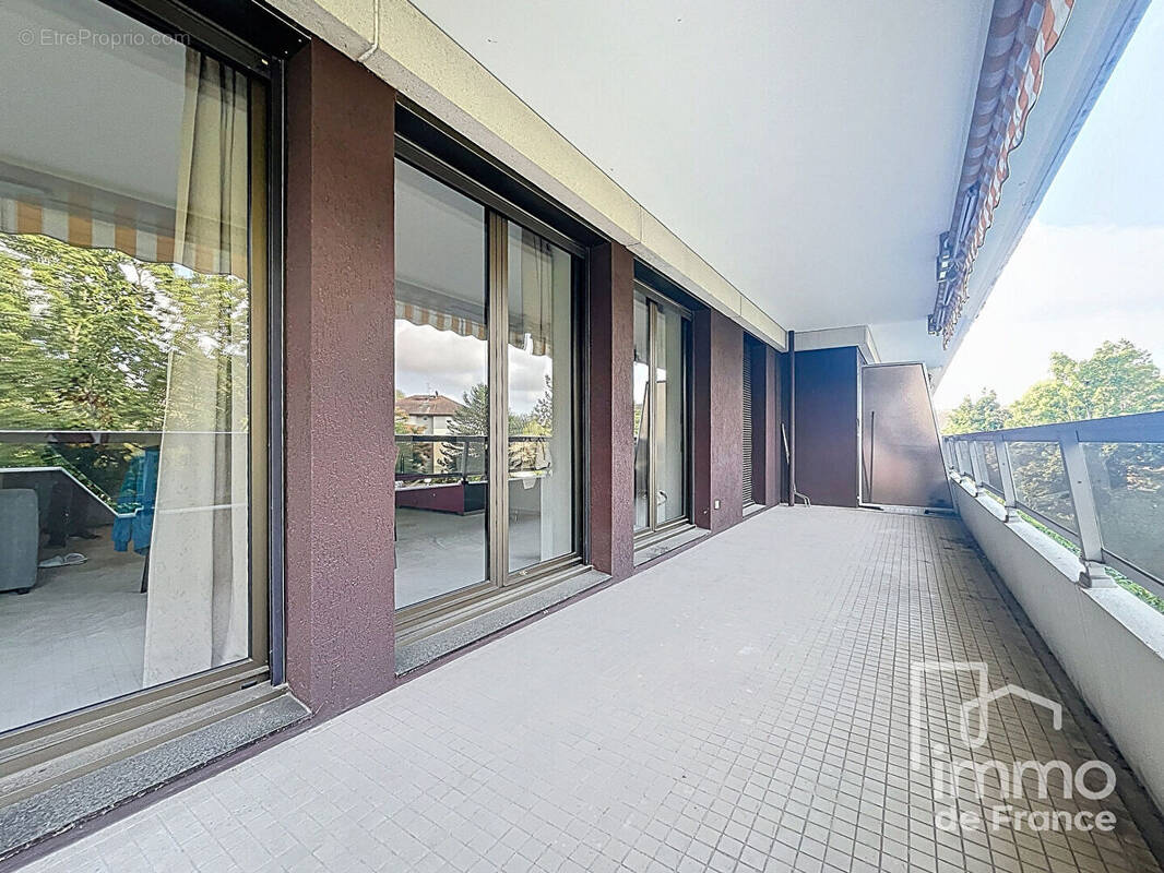 Appartement à FERNEY-VOLTAIRE