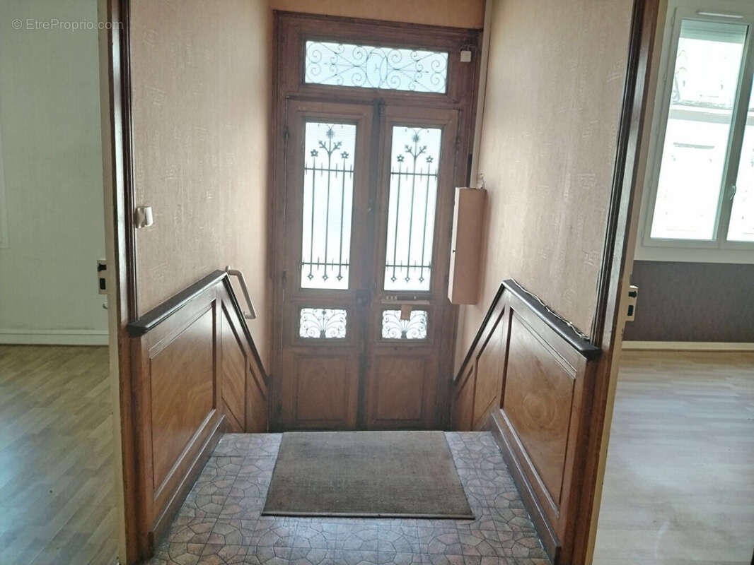 Appartement à COUTRAS