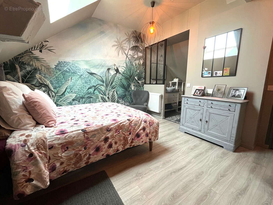 Maison à LE MESNIL-EN-THELLE