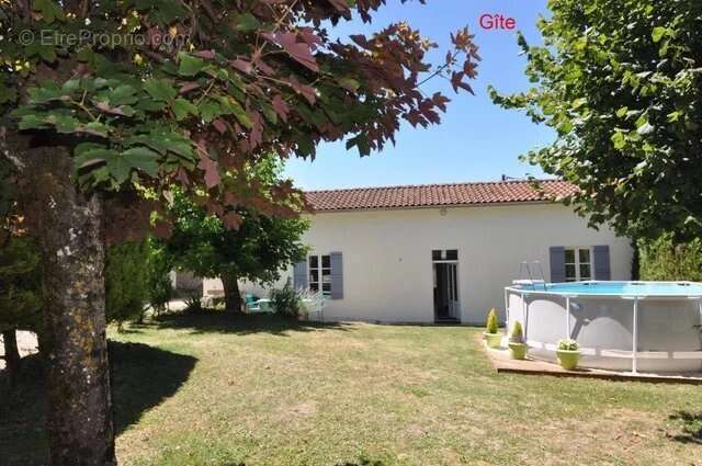 Maison à SAINT-PRIVAT-DES-PRES