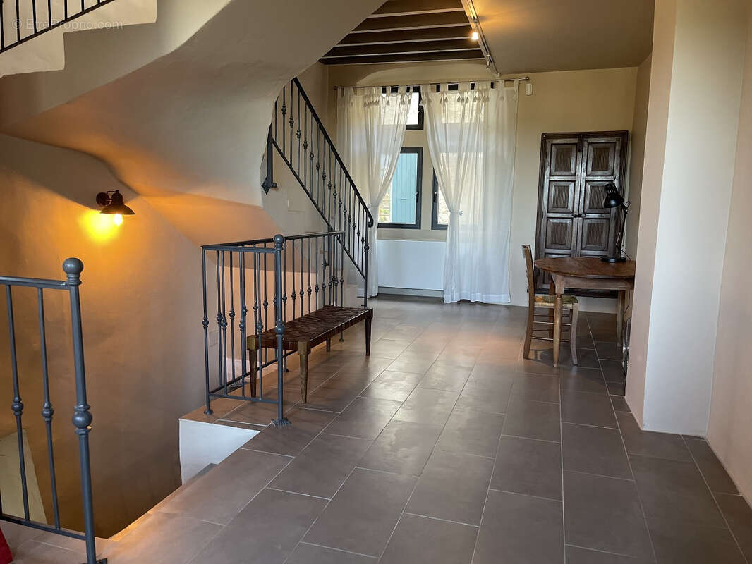 Maison à VAISON-LA-ROMAINE