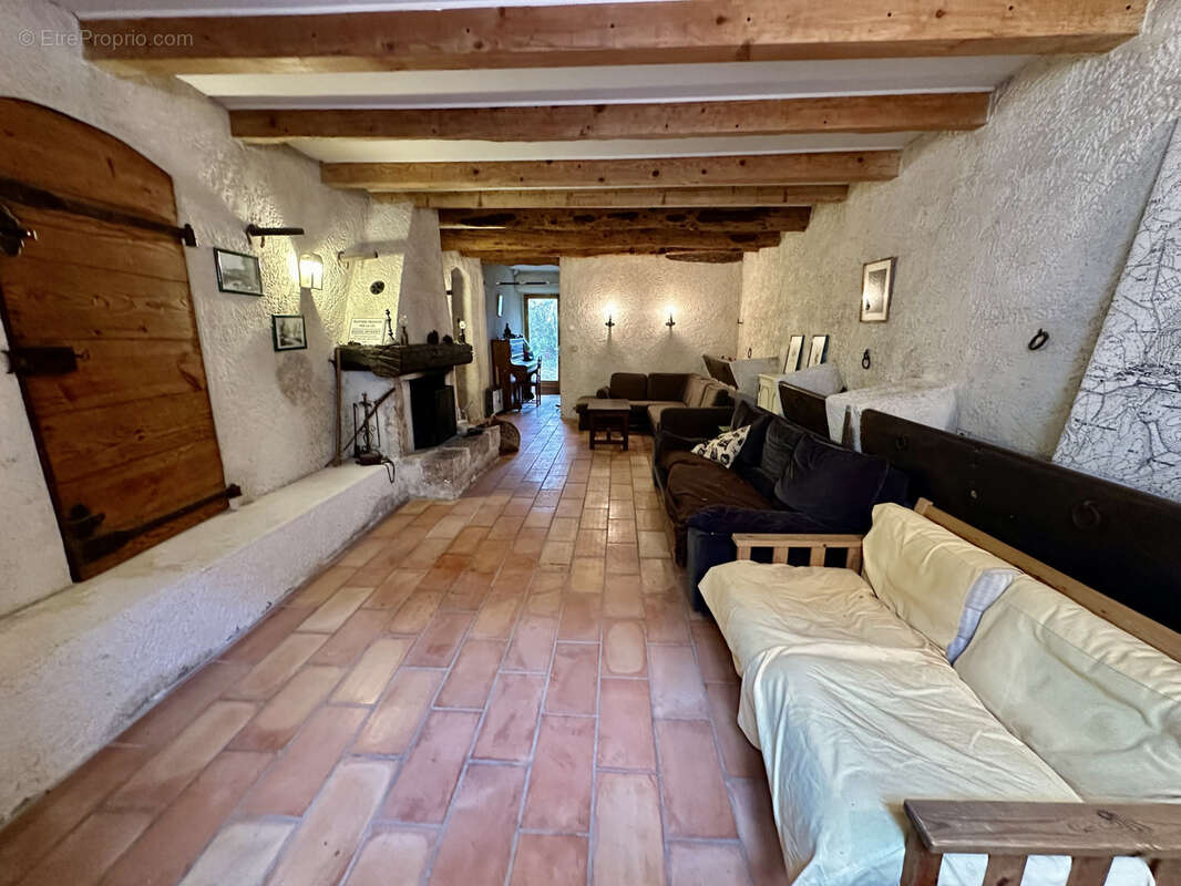 Maison à BRUE-AURIAC