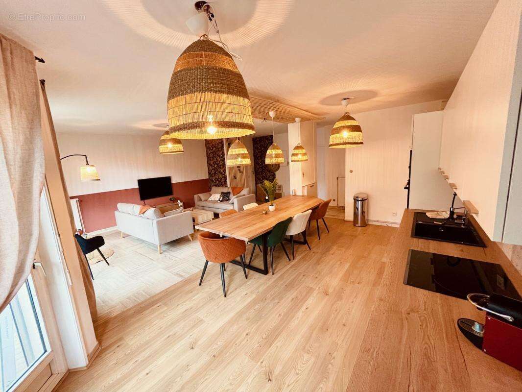 Appartement à SAINT-ETIENNE