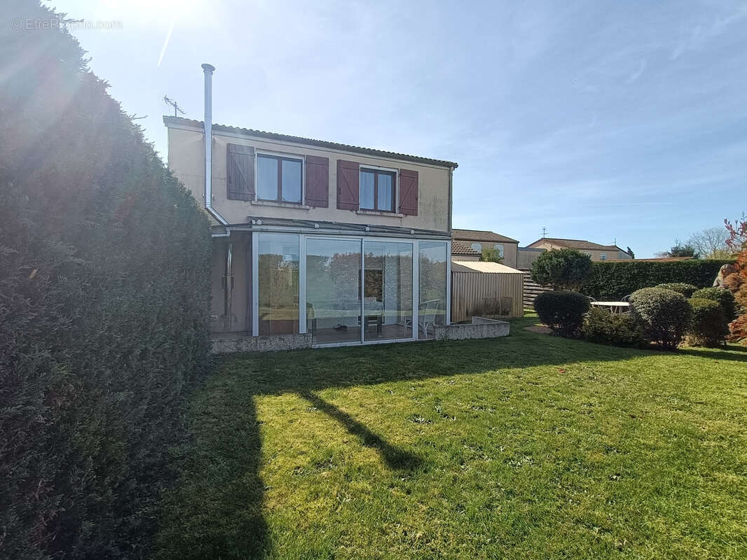 Maison à SAINT-POURCAIN-SUR-SIOULE