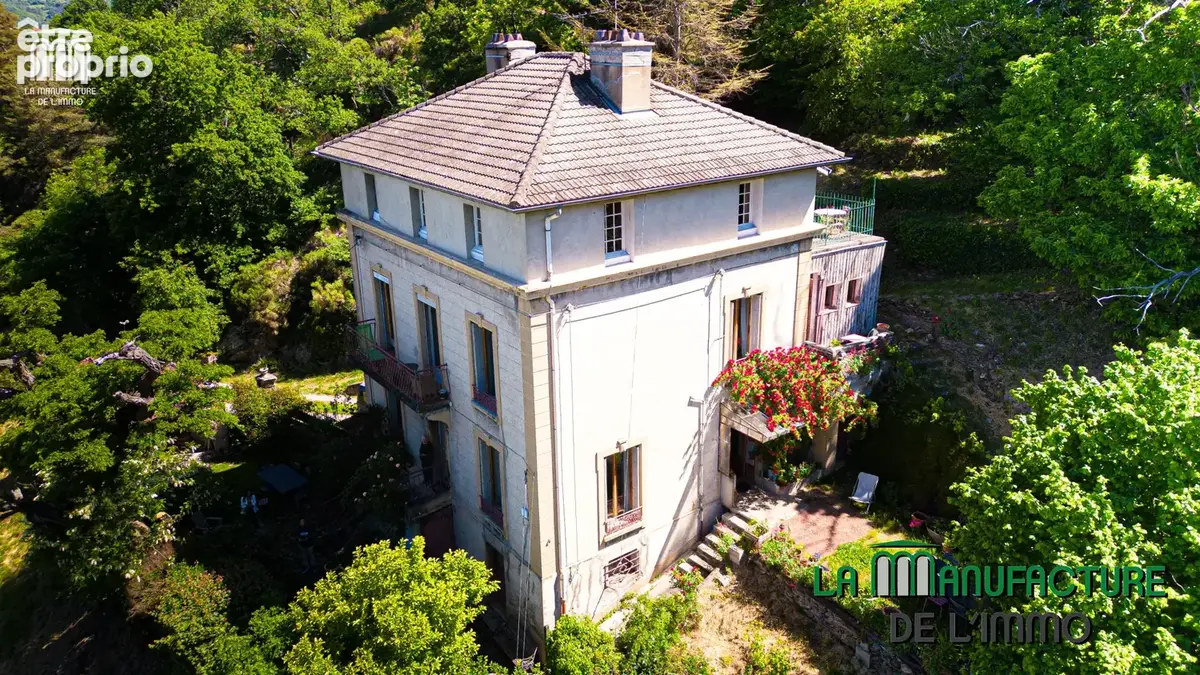 Maison bourgeoise de 1906 - 297.93 m2 habitables - parcelle de terrain de 2480 m2- secteur Cotatay / La Poura - photo 15